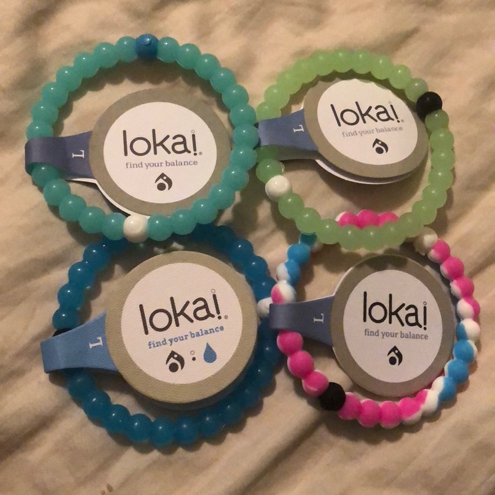 Set of 4 Lokai bracelets